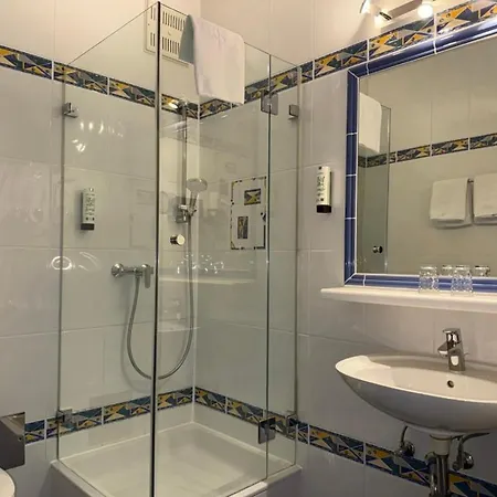 Stoiser -parkplatz Inbegriffen! Hotel 4*
