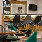 Stoiser -parkplatz Inbegriffen! 4* غراتس