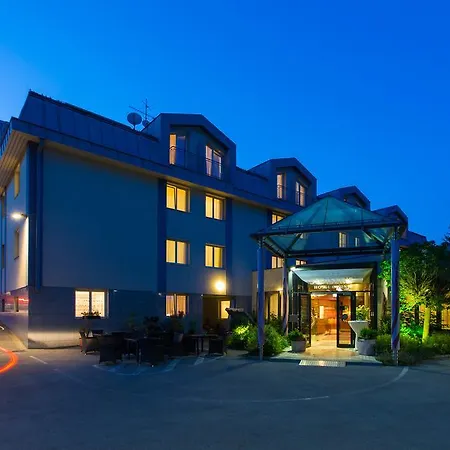 Otel Stoiser -parkplatz Inbegriffen! 4*