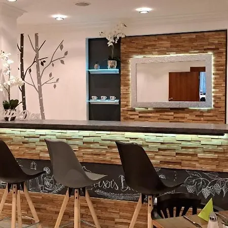 Otel Stoiser -parkplatz Inbegriffen! 4*