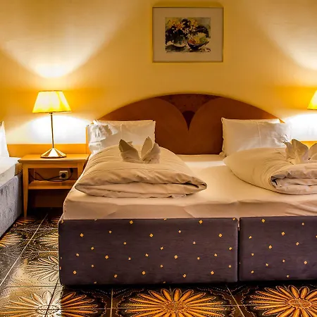 Stoiser -parkplatz Inbegriffen! Otel